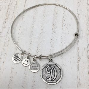 ALEX AND ANI Initial Letter D 💫+2 Free Gifts